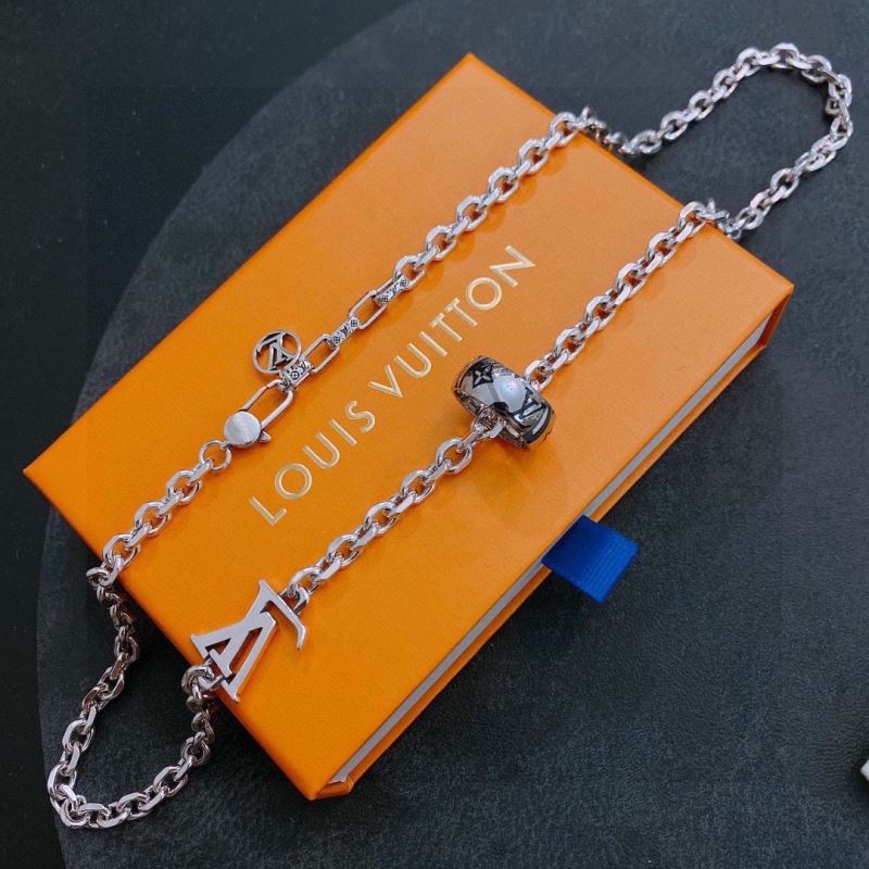 Louis Vuitton Necklaces